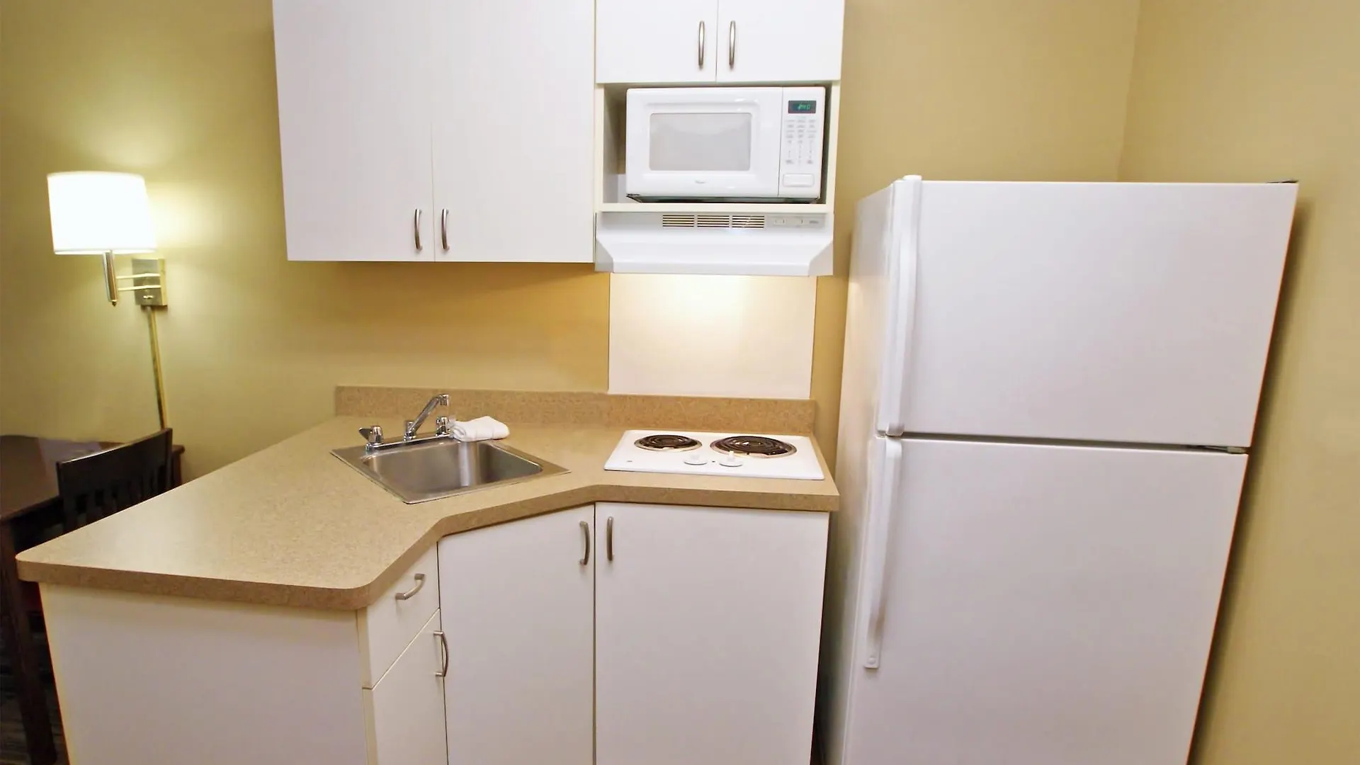 Extended Stay America Suites - New York City - Laguardia Airport Hotel