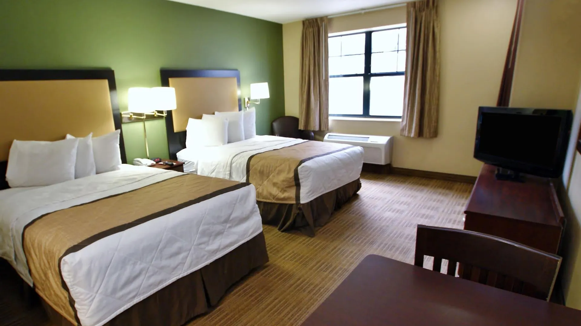 Extended Stay America Suites - New York City - Laguardia Airport Hotel