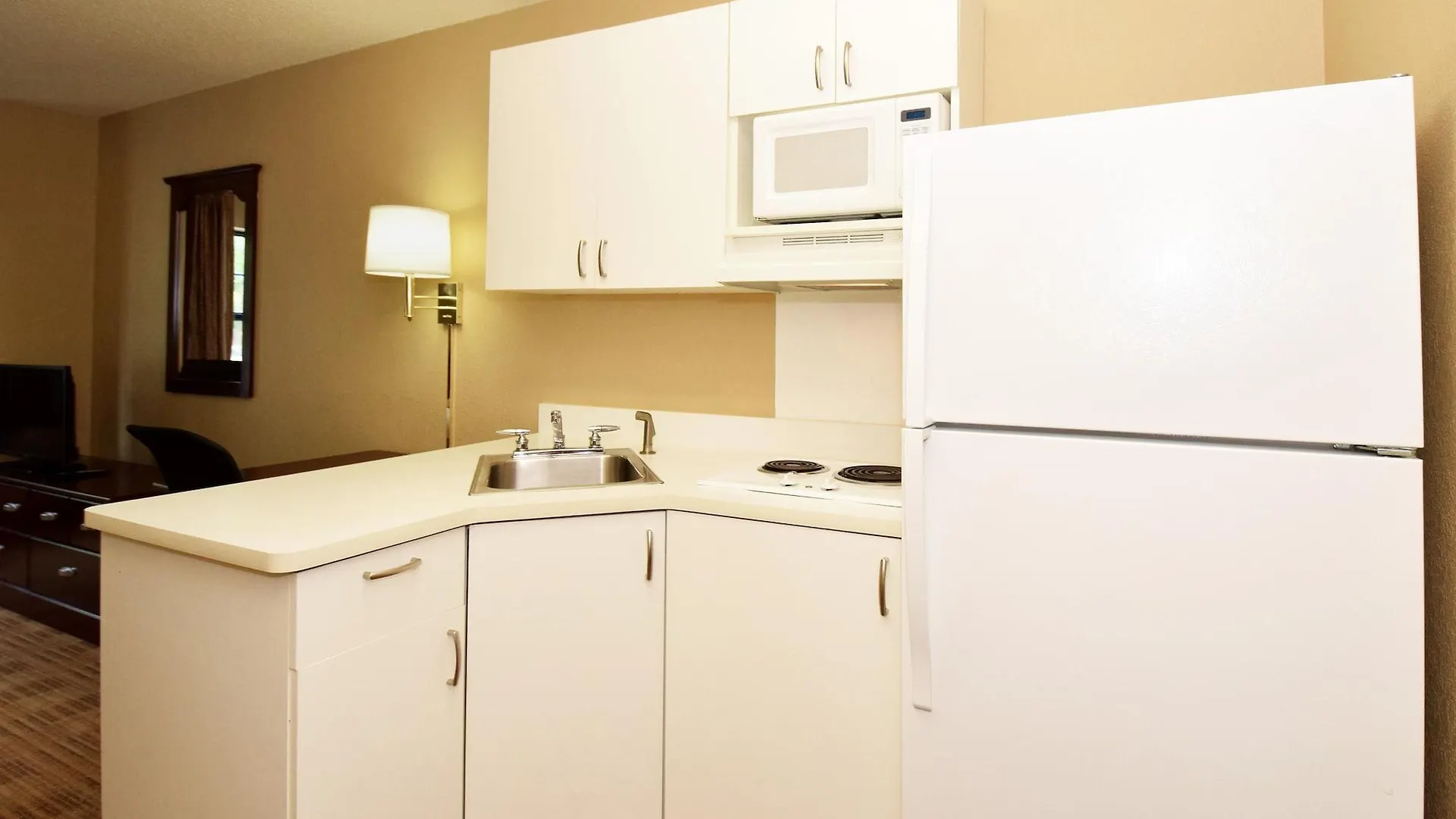 Extended Stay America Suites - New York City - Laguardia Airport Hotel