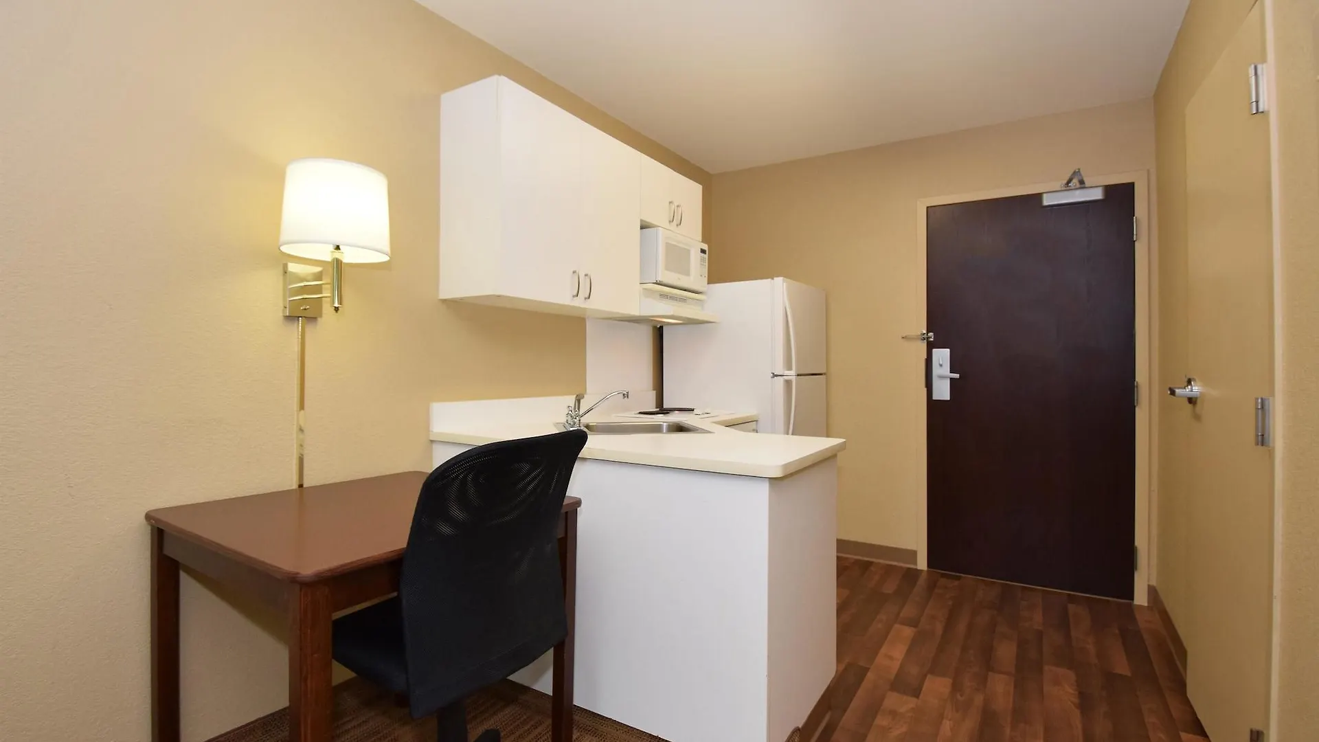 Extended Stay America Suites - New York City - Laguardia Airport Hotel